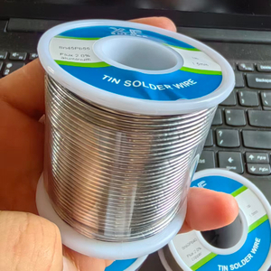 Fil à souder à noyau de flux 63 37 Sn63Pb37 en rouleau de 500 g et diamètre 0,8 mm pour l'électronique